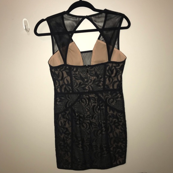 Black Lace Deep V Cocktail Dress - Picture 3 of 4